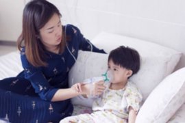 二岁佝偻病怎么治疗（两岁宝宝佝偻病能自己恢复吗）
