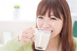 产后脸上长斑是因为什么原因引起的（产后脸上长斑怎么治疗）