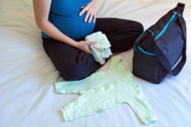 孕初期可不可以喝柠檬水（孕妇怀孕初期可以喝